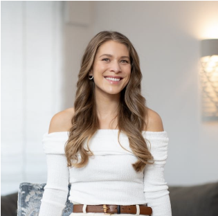 Roxana Strasser – Fitness-YouTuberin und Influencerin, bekannt als Roxis Ecke
